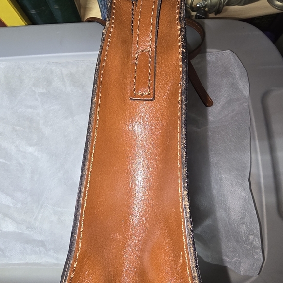 Patricia Nash Peruvian Painting Collection Bag - Picture 6 of 12